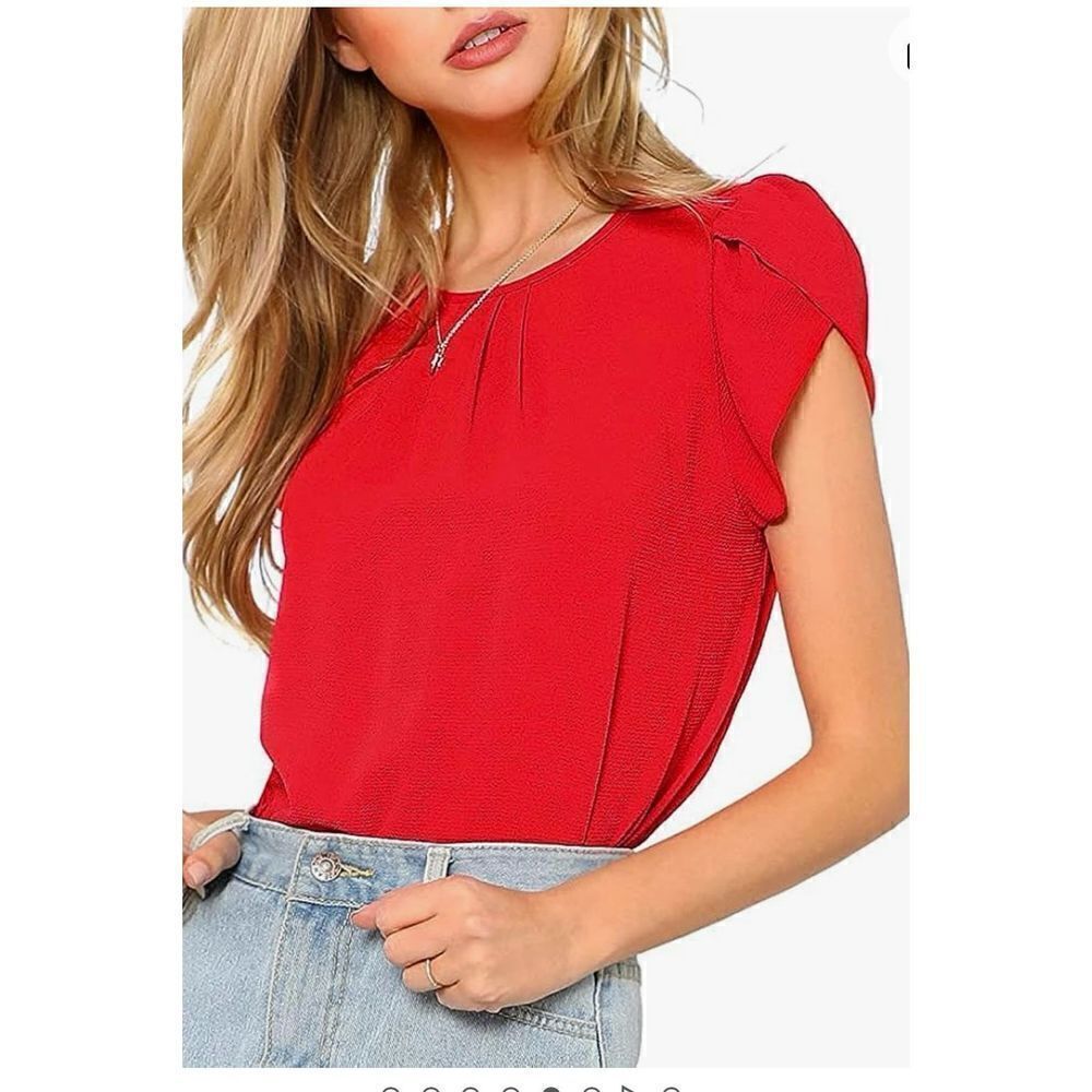 Milumia Women's Red Casual Round Neck Basic Pleated Top Cap Sleeve Curved Keyhol